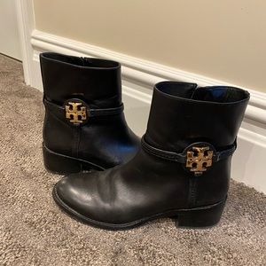 Tory Burch Bootie 8.5